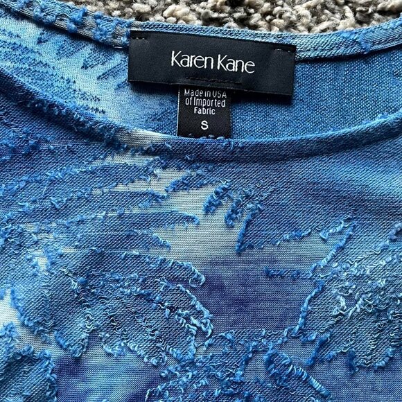 Karen Kane Blue Tie Dye Top Womens Small Indie Futuristic Normcore Grandmacore - Picture 2 of 6